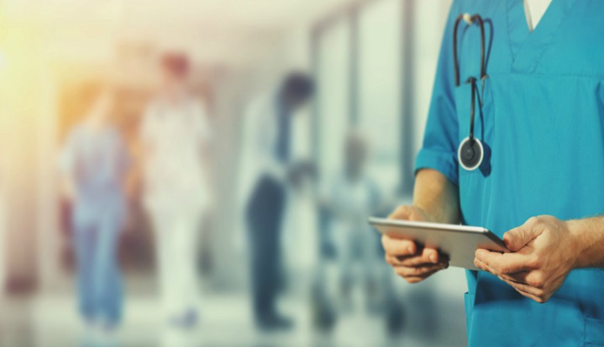 Un médecin du public ouvre des cliniques au Maroc et en Afrique