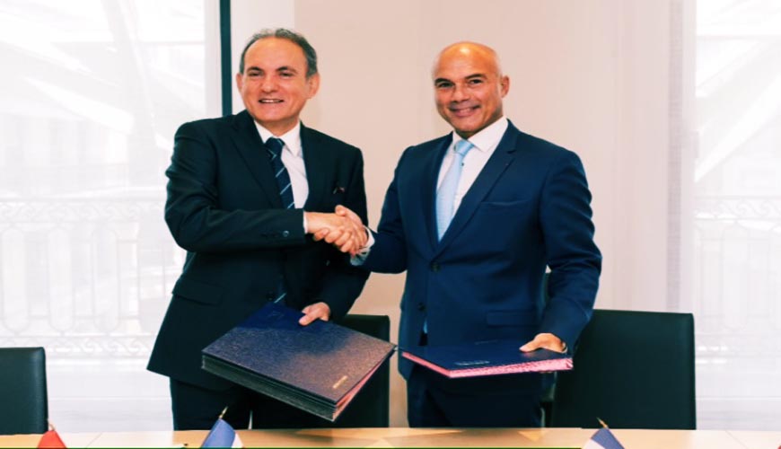 Signature d'une convention de partenariat entre l'ONMT et SANOFI à Paris