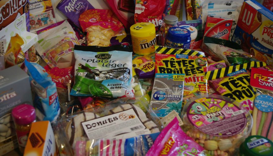 Consommation des bonbons : alerte au Dioxyde de titane